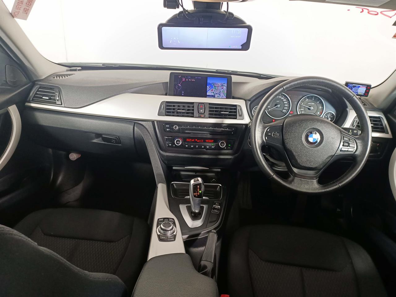 2012 BMW 320d Touring Wagon 