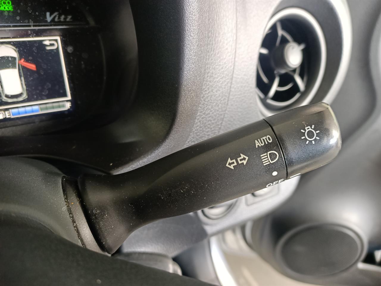 2017 Toyota Vitz Hybrid 