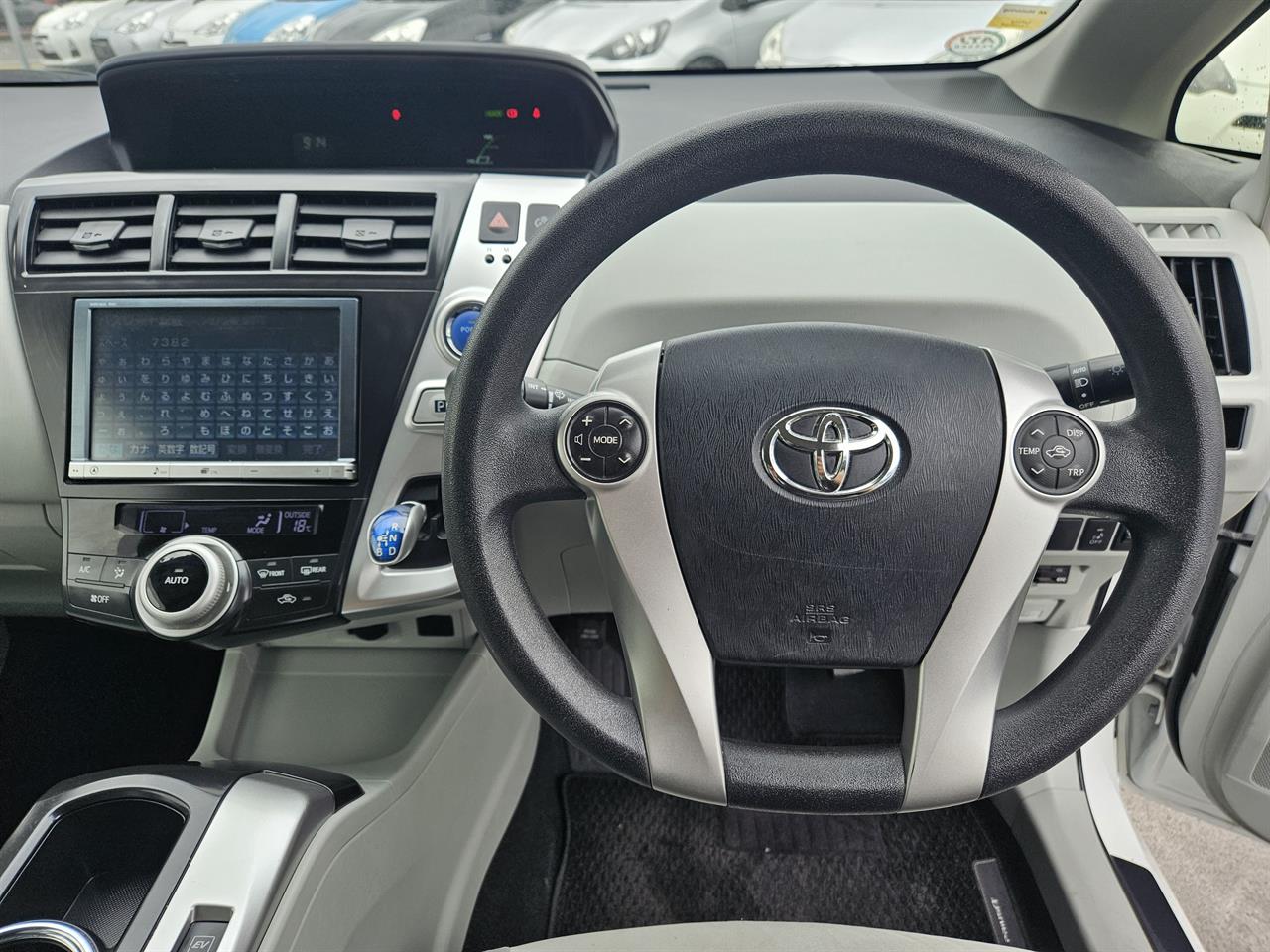 2013 Toyota Prius Alpha 7 Seats 