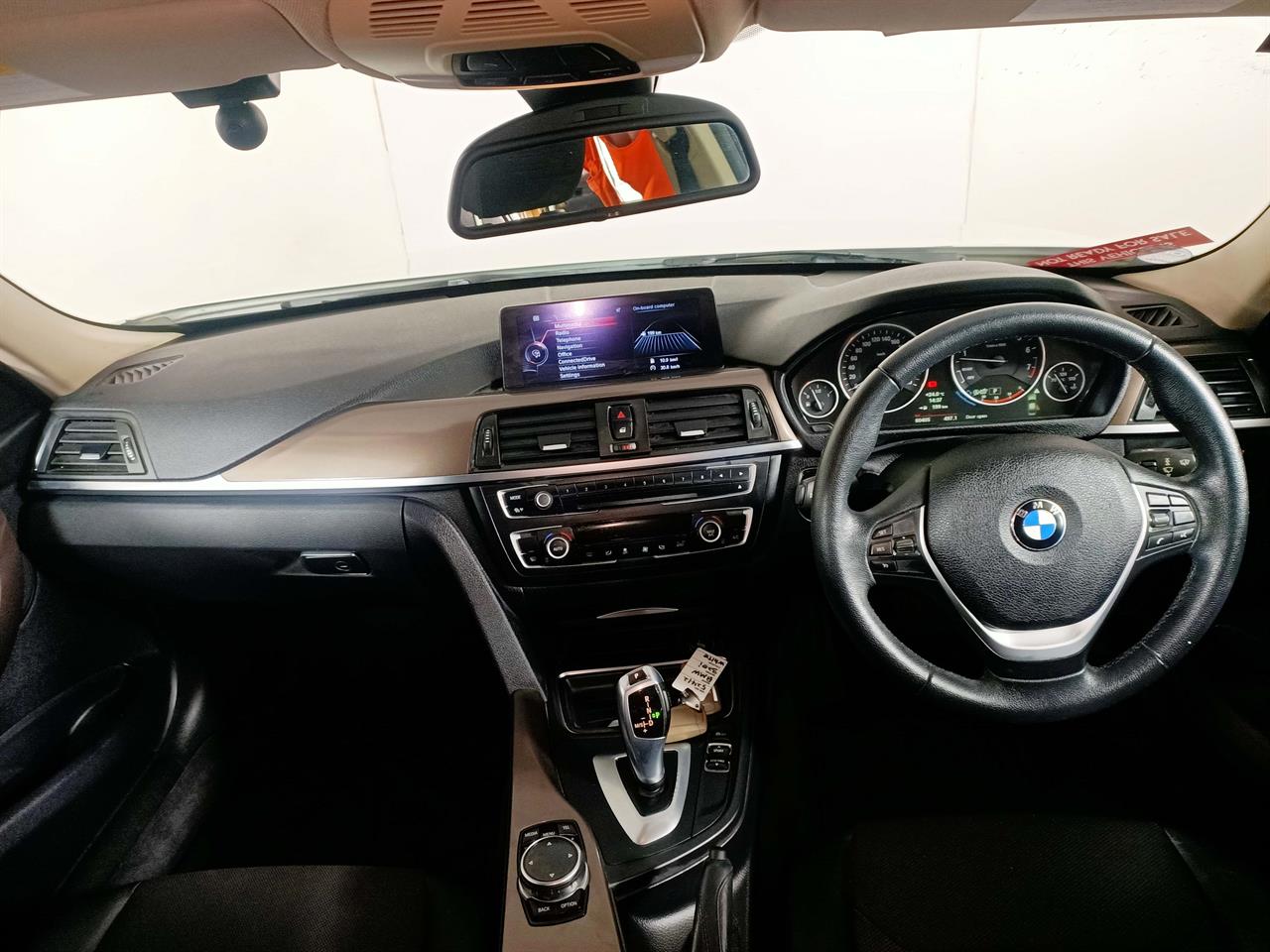 2014 BMW 320i 