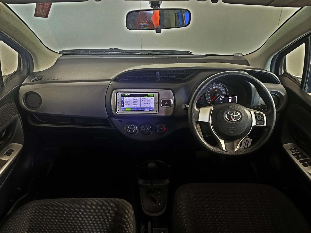 2015 Toyota Vitz 