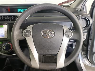 2012 Toyota Aqua Hybrid 